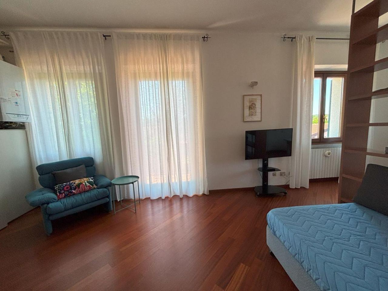 Casa Vacanze Magnolia Borgo Ticino Chambre photo