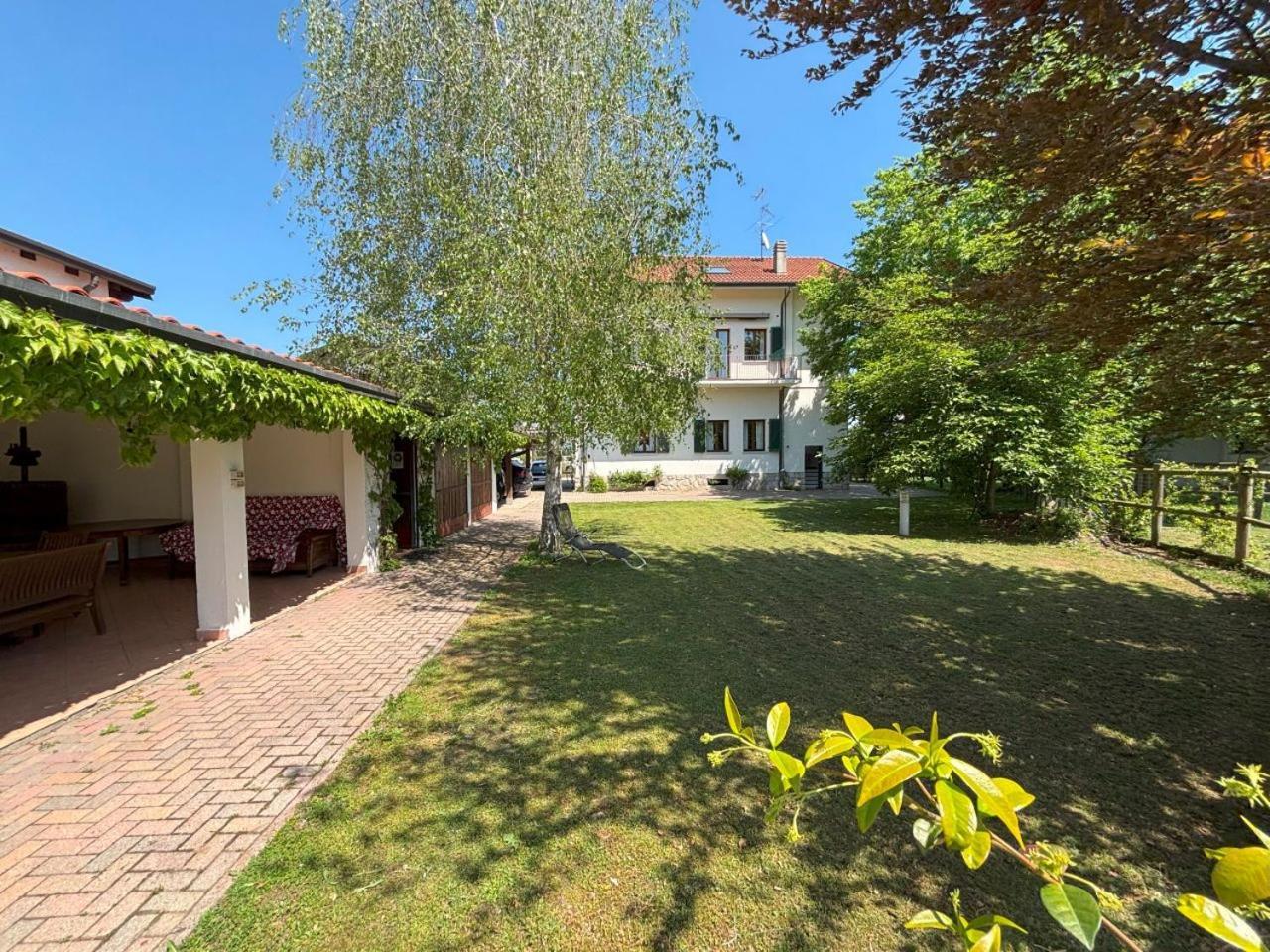 Casa Vacanze Magnolia Borgo Ticino Extérieur photo